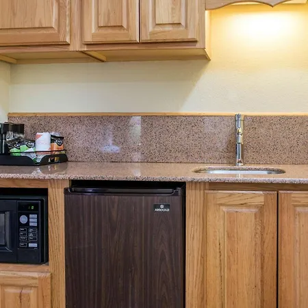 Quality Inn Jacksonville Near I-72