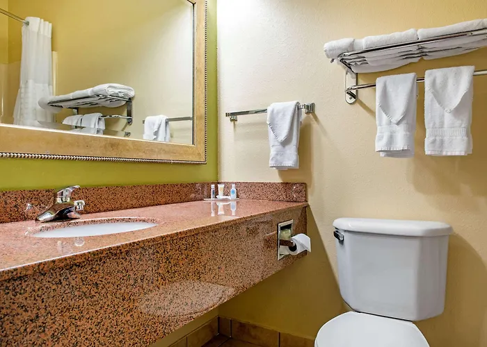 Quality Jacksonville Near I-72 Inn 4*
