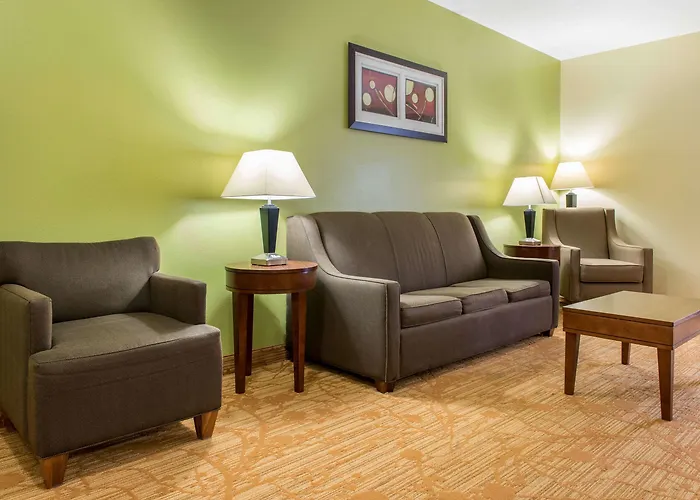 Quality Jacksonville Near I-72 Inn