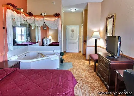 Inn Quality Jacksonville Near I-72 South Jacksonville